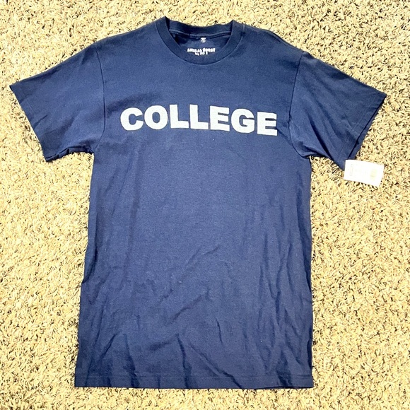 Animal House COLLEGE T-Shirt. Never been worn. Size Medium - Picture 1 of 3